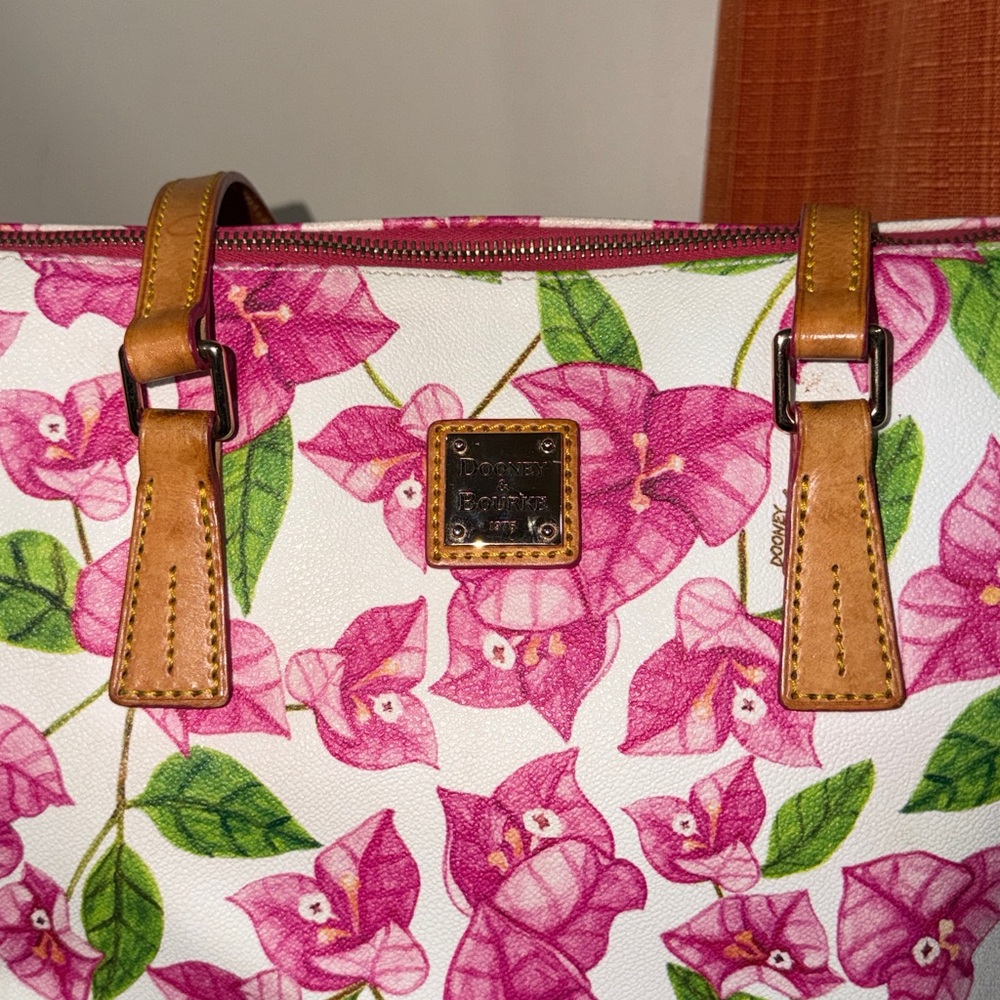 SOLD🔥🔥🔥Dooney & Bourke Pink Floral Zip Top Tote Shoulder Bag - Picture 14 of 14